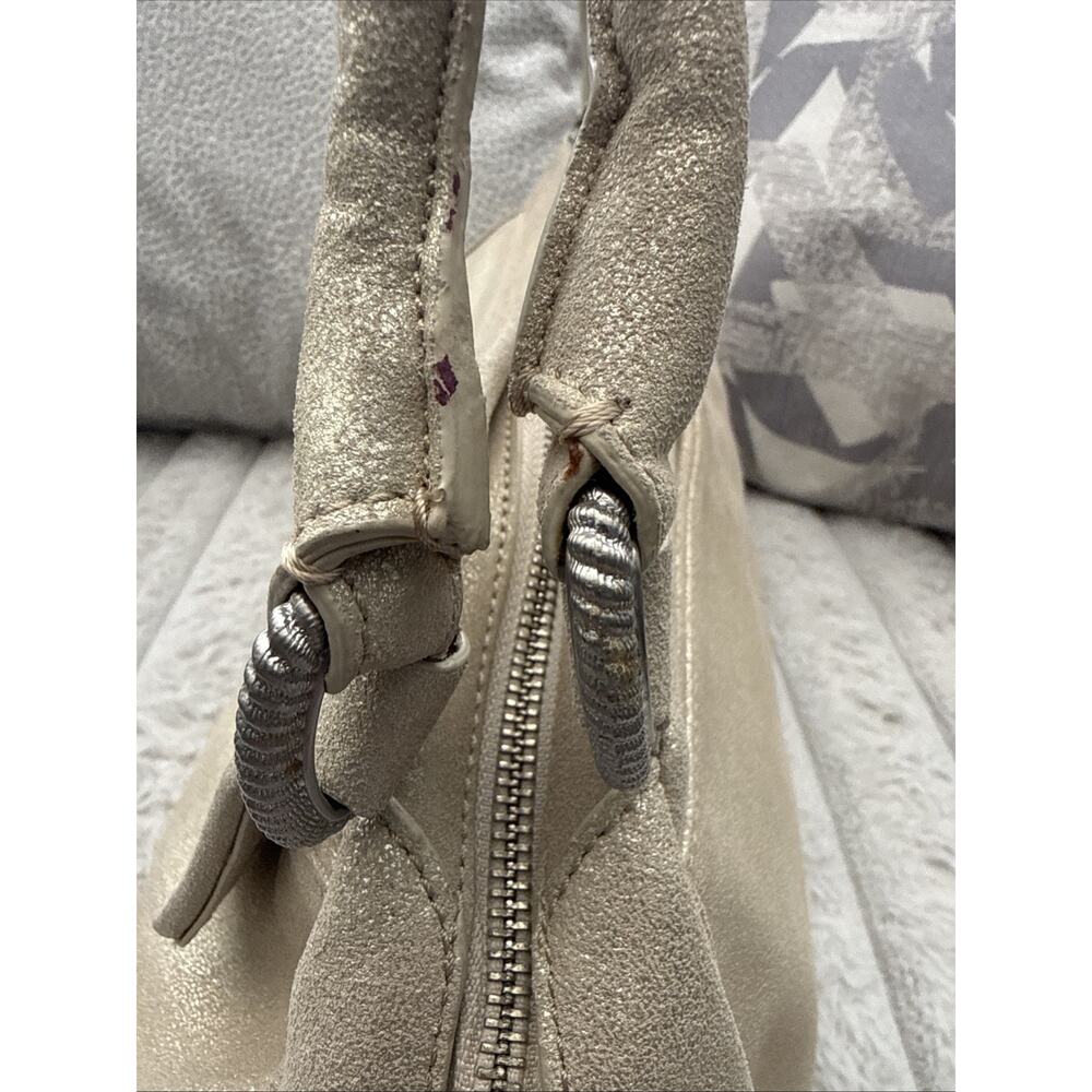 VINTAGE JUDITH RIPKA "JANE" GOLDEN METALLIC LEATHER EAST-WEST HANDBAG. Read - Picture 9 of 16